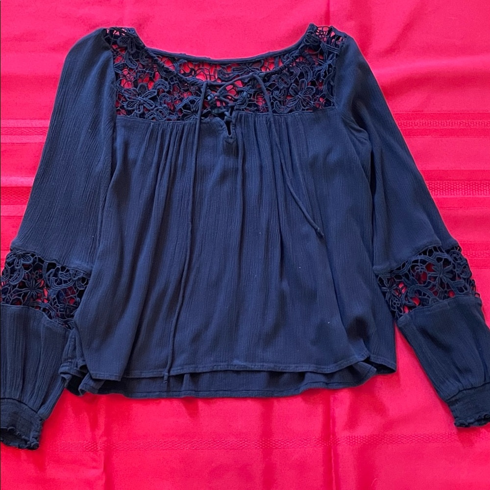 Small Black Lacy Hollister Top